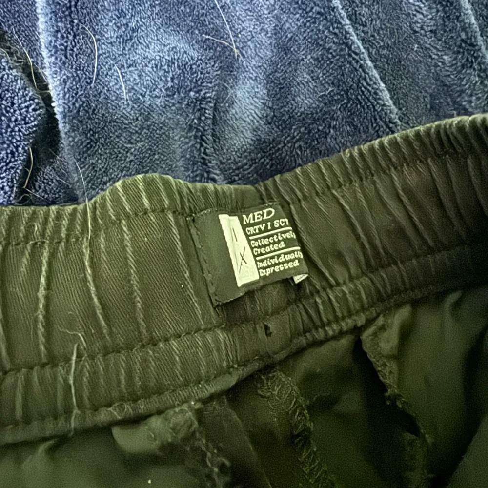 Joggers - Picture 2 of 2